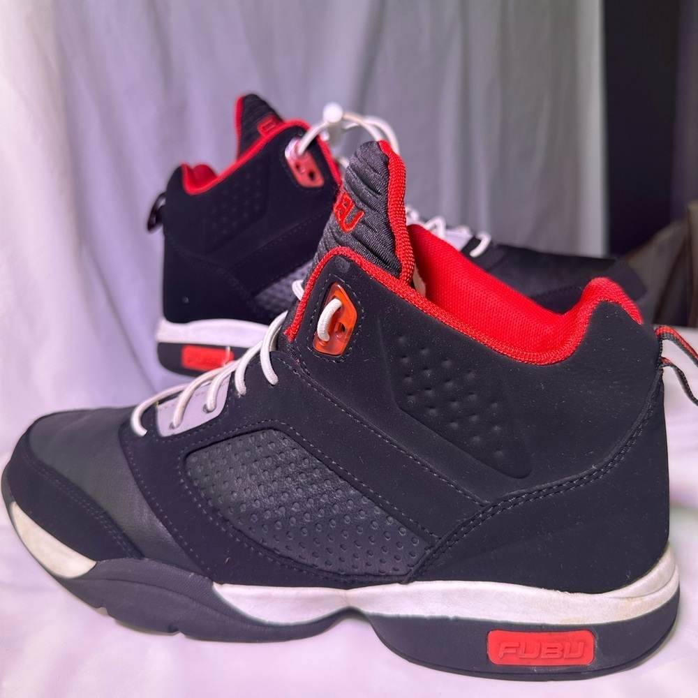 FUBU Men's Athletic Shoes in Black and Red - Picture 2 of 15